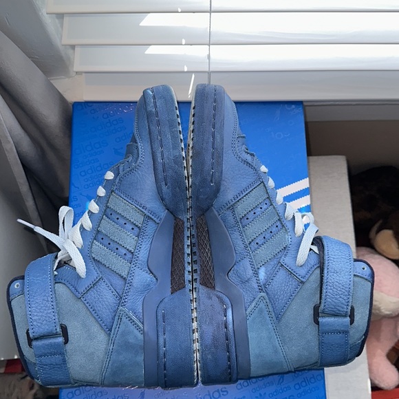 New with box Men’s Adidas Forum 84 High Blue Thread - Picture 4 of 11